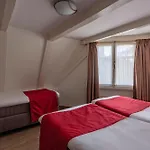 Avenue Hotel