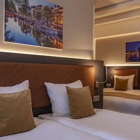 Avenue Hotel