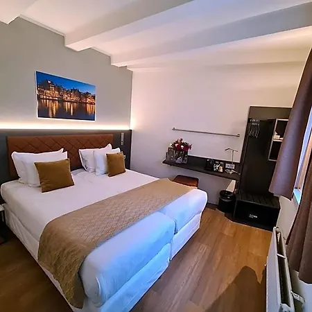 Otel Avenue
